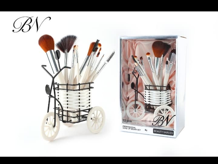 BN cycle makeup brushes